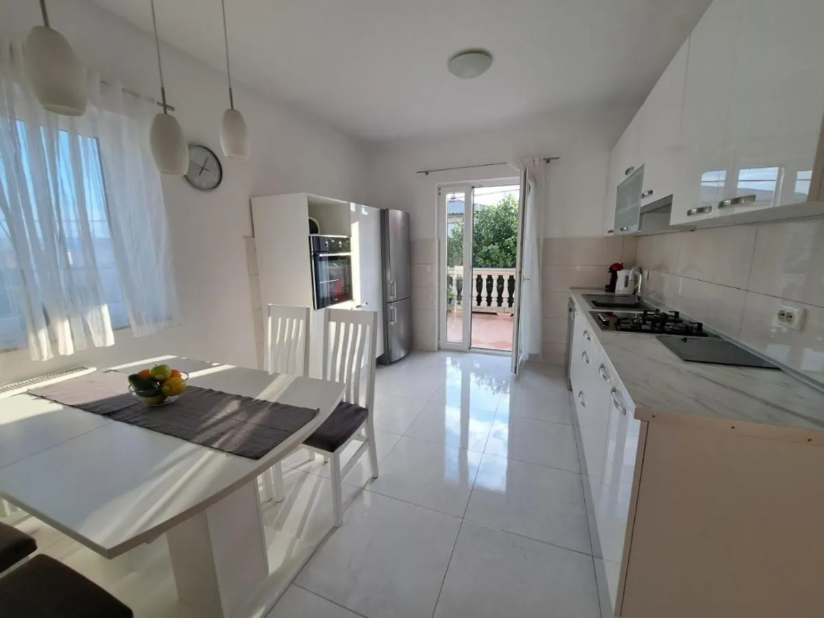 Apartment Maja Novi Vinodolski