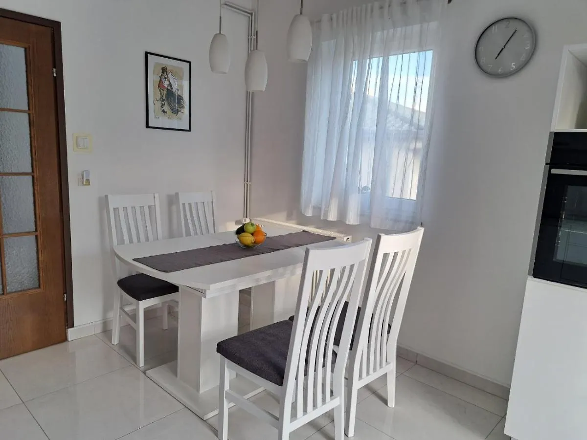 Apartment Maja Novi Vinodolski
