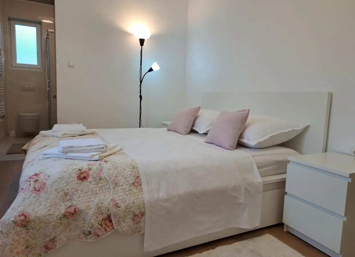 Apartment Maja Novi Vinodolski