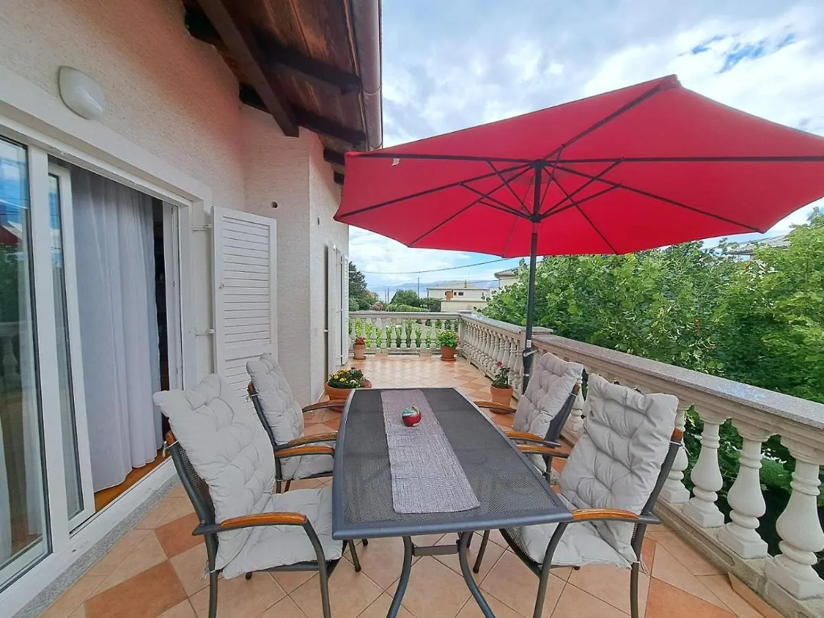 Apartment Maja Novi Vinodolski